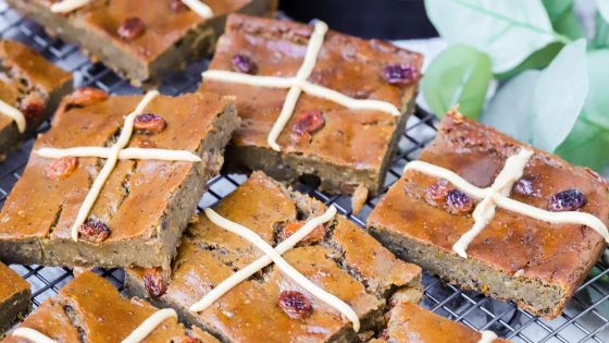 Vegan Hot Cross Bun Blondies